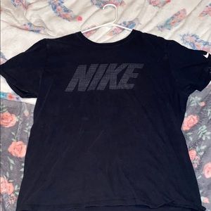 Men’s Nike T-shirt
